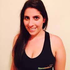 Eva Cameron's Instagram, Twitter & Facebook