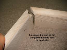 Plinthes Et Coupes D Onglet Bois Le Bouvet Plinthes Plinthe Bois Bricolage Facile