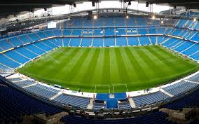 Ook is afgesproken dat de club 50% van de. Herunterladen Hintergrundbild Etihad Stadium Grunen Fussball Rasen Feld Fussball Stadion Manchester City Premier League England Mit Einer Auflosung Zu Uberwachen 3840x2400 Bilder Auf Dem Desktop