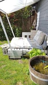 Shabby Schoner Wohnen Im Strandhaus Look Allegrias Landhaus In 2020 Outdoor Decor Outdoor Bed Patio