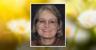 Teresa Dennison's Instagram, Twitter & Facebook