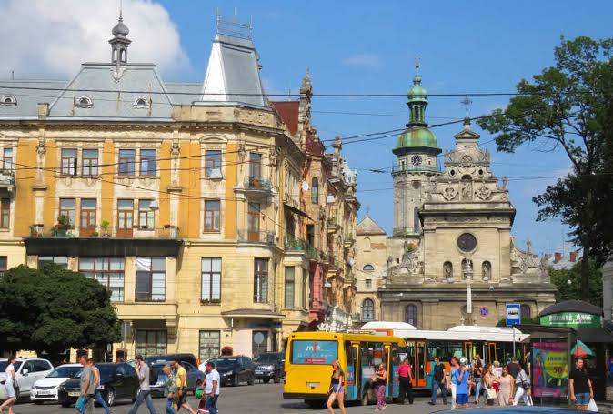Resultado de imagem para Lviv"
