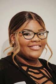 Bethany Woodall's Instagram, Twitter & Facebook