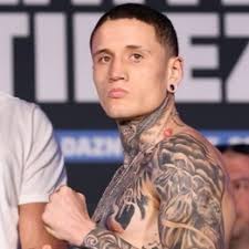 Julio Madera vs. Hugo Vazquez, Noches de Boxeo