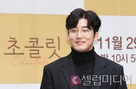 예비 신부는 5살 연하의 뷰티 사업가 '논픽션' 차혜영(38) 대표로 알려졌다. C1t48liqm6ipom