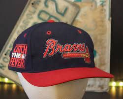 Vintage Atlanta Braves Snapback Hat Baseball Cap Catch The Fever Retro Navy Red Thegame Baseballcap Baseball Hats Baseball Cap Snapback Hats