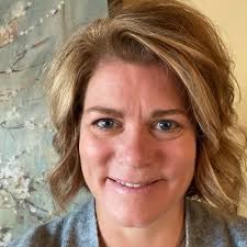 Tricia (@triciaapohl)