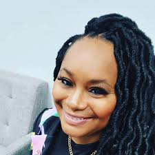 What shoes are comfortable for a concert with floor seats?