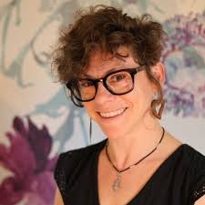 Je dois vous révéler mon autre identité… Je suis un peu la Wonder Woman du  bilan de compétences. Dans le pro, je suis Catherine Bourdet : coach,  formatrice et conseillère en bilan