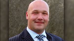 Casey Urlacher Wins Another Term as Mettawa Mayor Following Trump Pardon