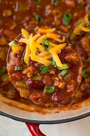 This Turkey Chili Recipe Is Easy To Make And The Ground Turkey Is Lighter And Healthier Than B Chili Recipe Easy Chili Recipe Turkey Ground Turkey Chili Recipe