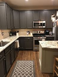 37 Small Kitchen Remodeling Designs For Smart Space Management Aacmm Com Kitchen Remodel Small Kitchen Renovation Kitchen Cabinets
