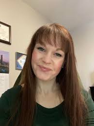 My name is Samara, I'm 32 years old and a Mom of 2 under 2! I started using  the green gut glow drink one month ago + the fizz sticks and have