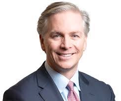 Eric Bruce's Instagram, Twitter & Facebook