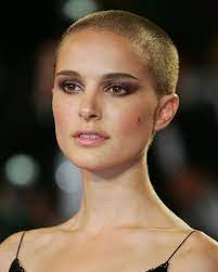 The new bob is pretty much a short bob. Natalie Portman S Hair Evolution From Child Star To Oscar Winning Actress