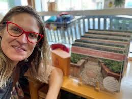 Hi, I'm Monica creator of SYAM FOODS based in Greater London area in the  U.K. Recently started a home based business in dehydrated citrus fruit and  building it one small step at