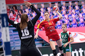 The romanian women's national team represents romania in senior women's international handball and is controlled by the romanian handball federation, the governing body for handball in romania. Romania A Fost InvinsÄ Si De Ungaria La Ce De Handbal Feminin Cu Un Singur Meci RÄmas Romania Nu Are Niciun Punct