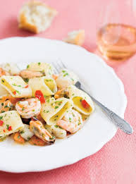 Pates Italiennes Aux Fruits De Mer Mezzi Paccheri Ai Frutti Di Mare Ricardo Recipe Seafood Recipes Tasty Pasta Food