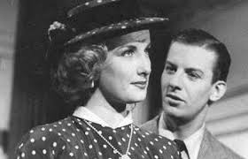 Biografías: ANALIA GADE...