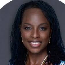 Sarah Cloud's Instagram, Twitter & Facebook