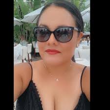 What is the best advertising for local connections in Conroe?