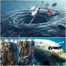 For decades, the Bermuda Triangle has been wrapped in mystery. Vanishing  ships. Missing planes. Endless theories about what might be hiding beneath  the Atlantic… But now, scientists may have uncovered something even
