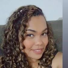 Marca aquele amigo feio hahaha