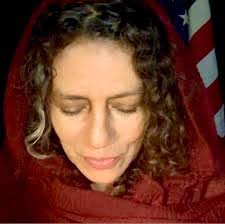 Lillian Cassell's Instagram, Twitter & Facebook