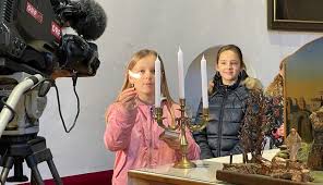 3,070 likes · 372 talking about this. Ms Egger Lienz Erstellt Stimmungsvolles Video Mit Weihnachtsgottesdienst Osttirol Heute At