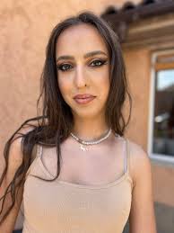 Andreea Dobos Make-up...