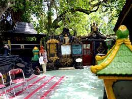 Komunitas pecinta sepeda atau gpi gowes cycle club solo, pada hari minggu pagi tgl 7 juni 2020 kembali melakukan aktivitas gowes ke alaska atau alas karet. 12 Tourist Attractions In Sukoharjo That You Must Know Tourism Gemza