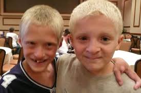 Missing Fingers Bonds Three Amigos