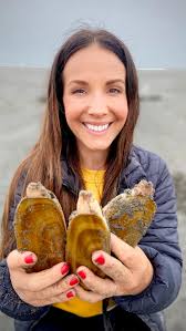 Oregon has reopened razor clam digging