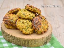 80 g circa di farina 00. Rosti Di Patate E Zucchine Al Forno Frittelle Di Verdure Ricette Che Passione Youtube