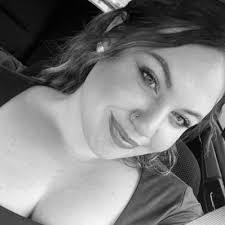 Kimberly Esparza's Instagram, Twitter & Facebook