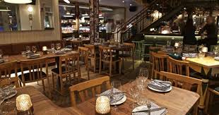 The Boating Club Laval Google Search Restaurant Bar Bar Table Table Settings