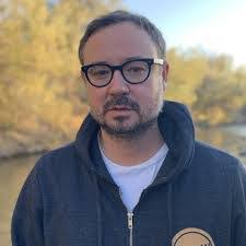 Evan George's Instagram, Twitter & Facebook