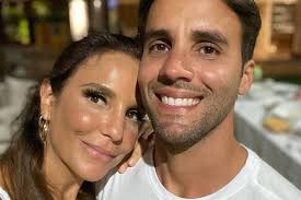 Ivete maria dias de sangalo cady (brazilian portuguese: Marido De Ivete Sangalo E Criticado Ao Dizer Que Familia Pegou Covid Da Cozinheira 10 04 2021 Celebridades F5