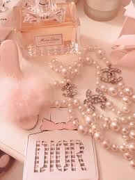 Teenage Girl Girly Cute Christmas Iphone Rose Gold Teenage Wallpaper Http Wallpapersalbum Com Teenag Rose Gold Aesthetic Pastel Pink Aesthetic Pink Aesthetic Rose gold wallpaper luxury foil wave metallic feature vinyl for pastel rose gold colored wallpaper for iphone and android.