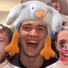 comfort people forever 🫶🏻 #maxandharvey