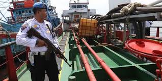 Wilayah kerja di tingkat kecamatan. Jaga Ri Dari Penyelundupan Luhut Minta Tni Dan Bakamla Diberi Tunjangan Prestasi Merdeka Com