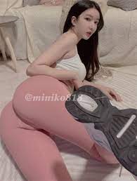 可可幂-巨乳无毛肥鲍御姐8套(二) [P+V/3.16G]_懒人部落