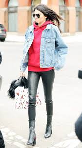 7 Brands That Blew Up Thanks To The Kardashian Jenners Outfits With Leggings Red Hoodie Outfit Fashion