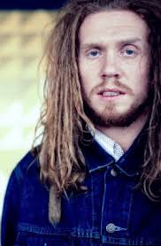 Les Ryder's Instagram, Twitter & Facebook