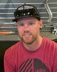 Derek Hultgren's Instagram, Twitter & Facebook