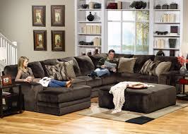 4377 Everest 3 Piece Sectional With Rsf Section By Jackson Furniture At A1 Furniture Mattress In 2020 Warm Living Room Design Stylish Living Room Jackson Furniture