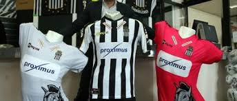Tous les articles de la section charleroi du site sudinfo.be mis à jour par la rédaction 24h/24, 7 jours sur 7. Sporting De Charleroi Voici Les Nouveaux Maillots Des Zebres Pour Cette Saison 2014 2015 Sudinfo Be