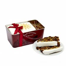 I make these mincemeat loaf cakes every christmas to give as gifts and they always go down really well. Iced Christmas Loaf Cake In Tin Cartwright Butler