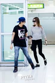 150830 F Amber F Krystal Gimpo Airport Back From Tokyo 1 6p Krystal Jung Fashion Fashion Krystal Jung