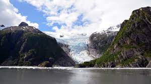 (1) in june 2017 at karrat fjord in west greenland, a landslide produced a similar tsunami. Monsterwelle In Alaska Mega Tsunami Durch 180 Millionen Tonnen Fels